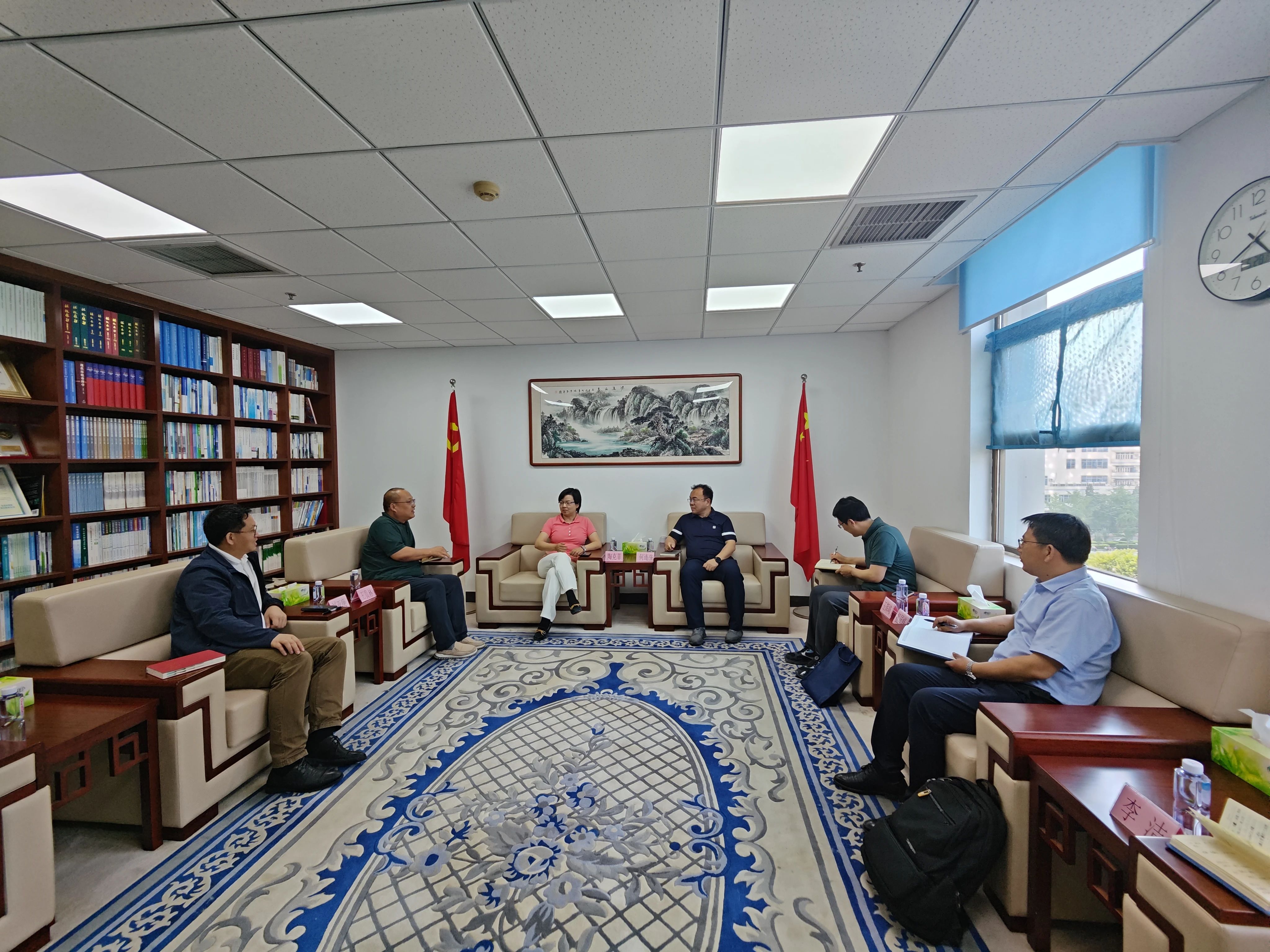 cade57879971f2c7d478a104d6845809.jpg cade57879971f2c7d478a104d6845809.jpg